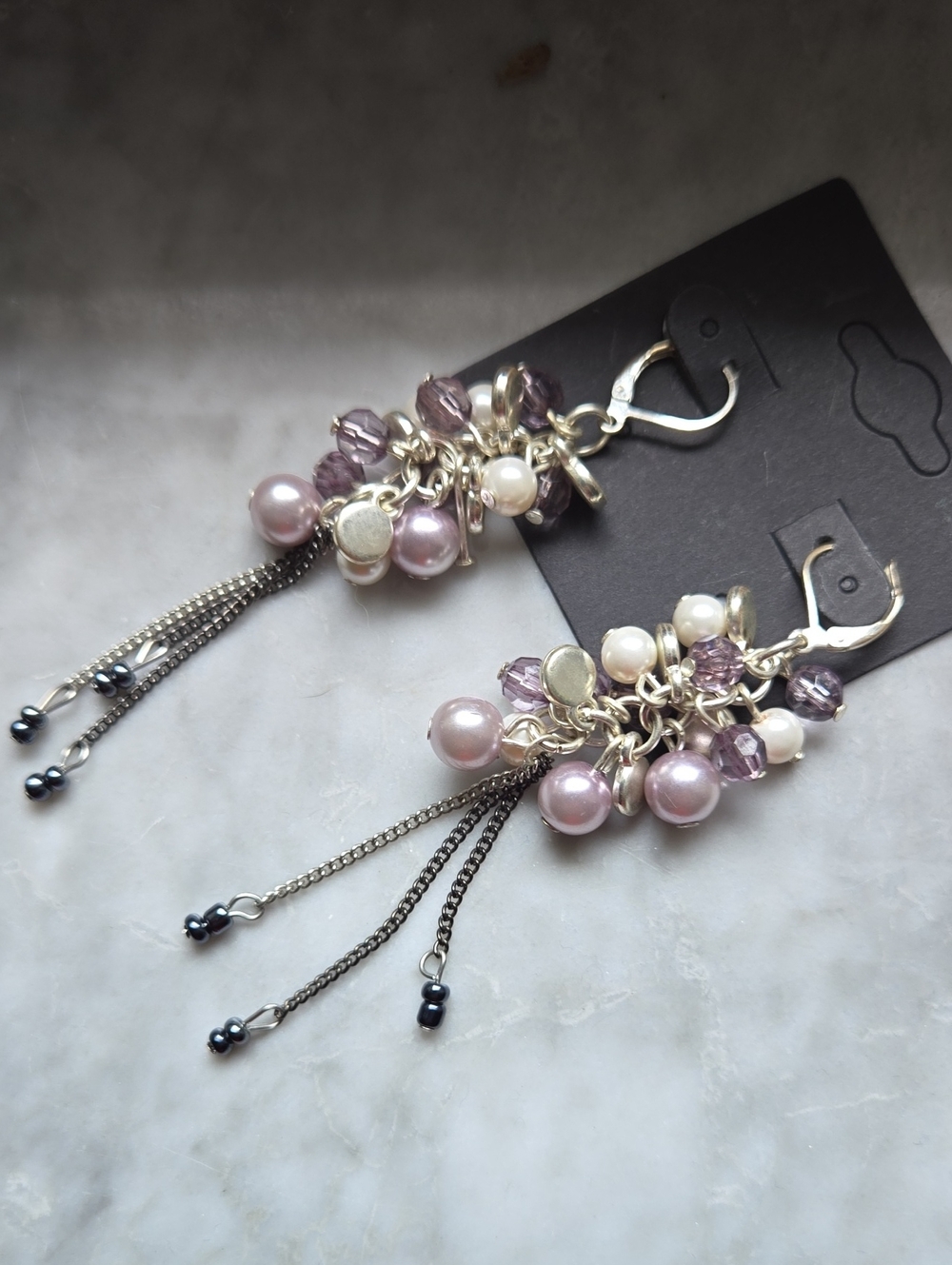 Vintage Fuax Pearl & Purple White Bead Cluster Dangle Earrings - Picture 12 of 16